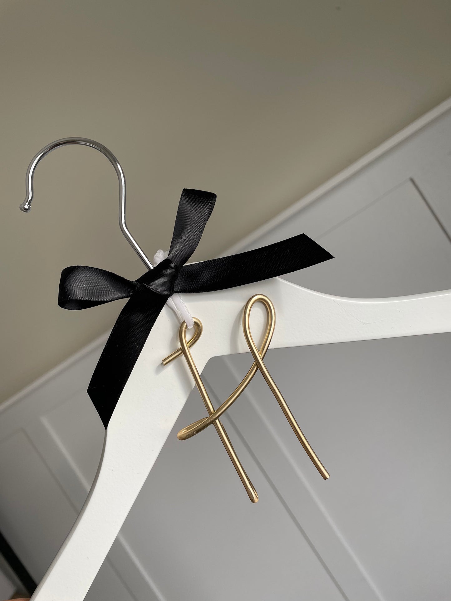 Hanger Initial