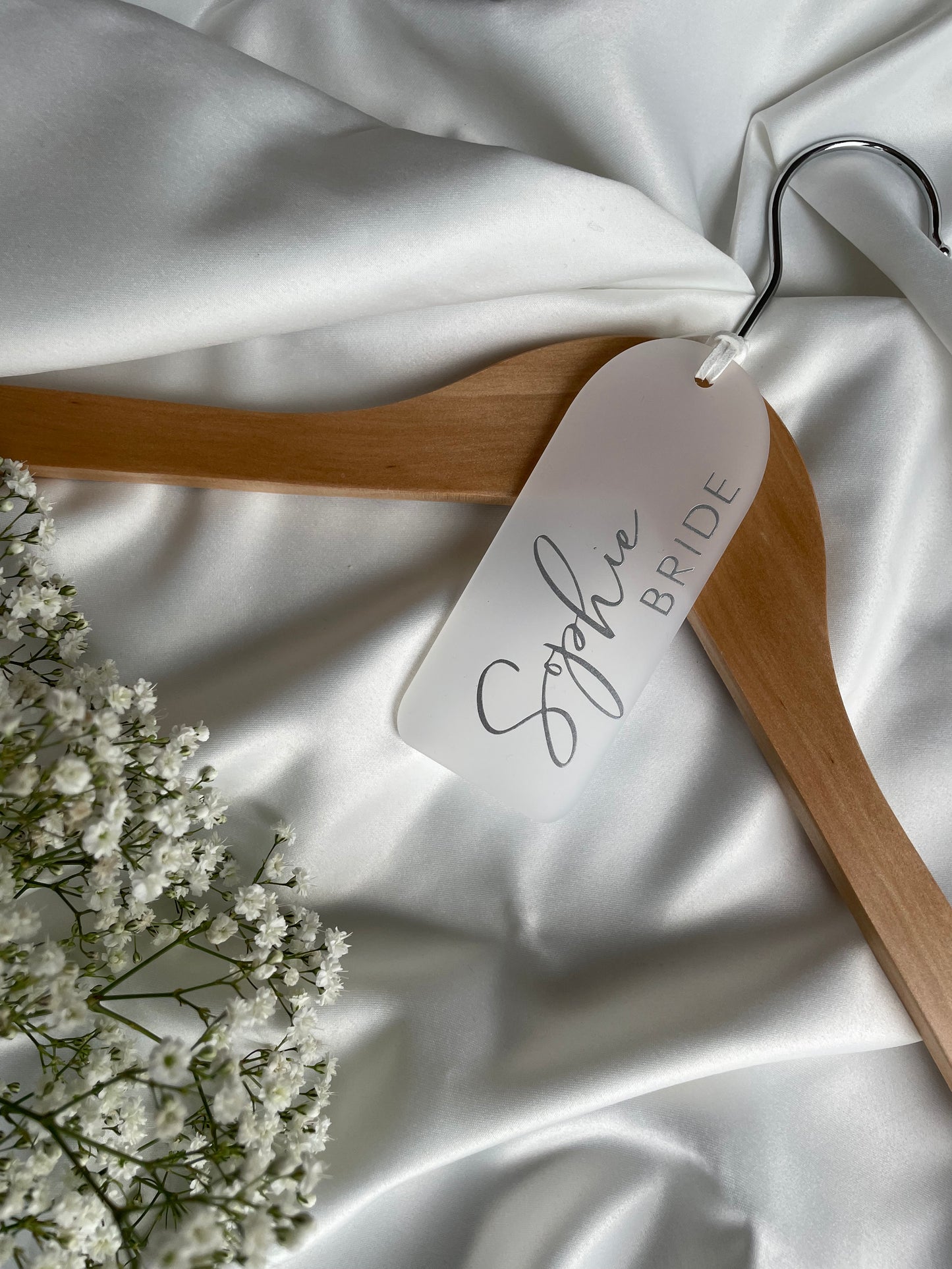 Arched Hanger Tag