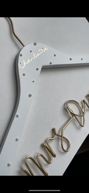 Pearl Bridal Hanger